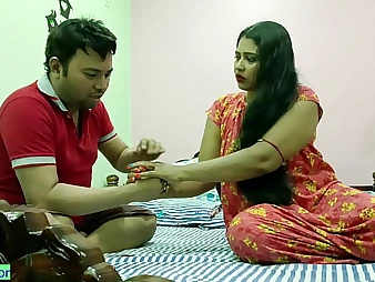 Desi Bhabhi Tojha & Hgsarker's first-ever time in a scorching, clean-shaven severed fuckfest!