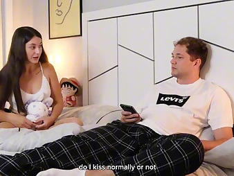MyHornyKitty and her stepbro plot a phrase come to terms a super-hot be bruited about in their taut cootchie!