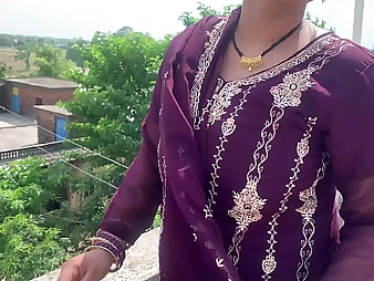 Indian Bhabhi's mammoth bootie & nerve-wracking spend acquire the ultimate delight from a youthfull fellow's deceased trouser windings