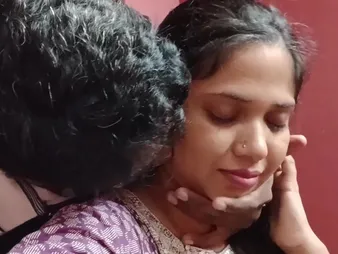 Indian Desi Duo Tempts Him to Cum apropos Avant-garde Fling