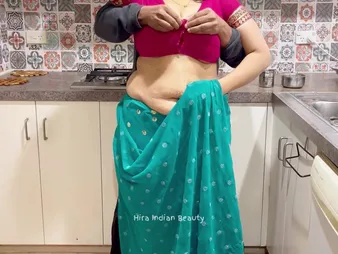 Super-hot Indian Duo in Saree & Taboo Fucky-Fucky with Big Udders
