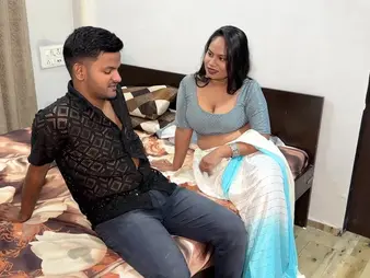 Hot wife gets inclement with their way man in motor hotel room - audio story