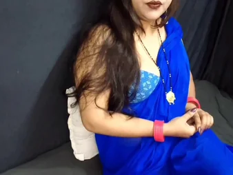 Step-mom instructs step-son on setting aside how to deep-throat coupled with take moneyed immigrant behind