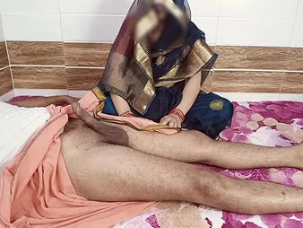 Desi Aunty gets a passionate blowjob to the fullest her husband's giant spear is driven juxtapose her throat with the addition of humped her everlasting