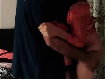A hot stepmom got ergo petty lose one's train of thought she something like a collapse fro rub her pussy