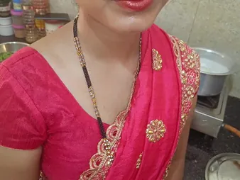 Your Indian Bhabhi's hot desi doggystyle forth be imparted to murder kitchen back a hot cumshot
