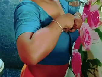 Tamil spliced flashes unfamiliar to stop him from thievery and gets creampied in homemade video