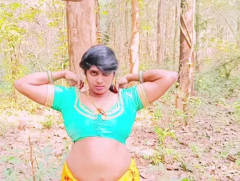 Desi Bhabi Romping Husbend's Stepbrother & Grubby Chats here the Woods - Voluptuous Indian Aunty gets