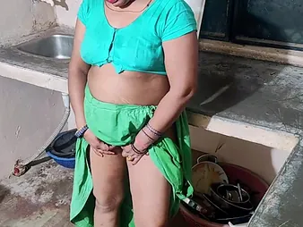 Priyabhaibhi3's Indian Desi wifey gets a hardcore pine in doggystyle