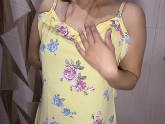 Watch this Indian babe daily routine detersive gash & peeing helter-skelter POV film over